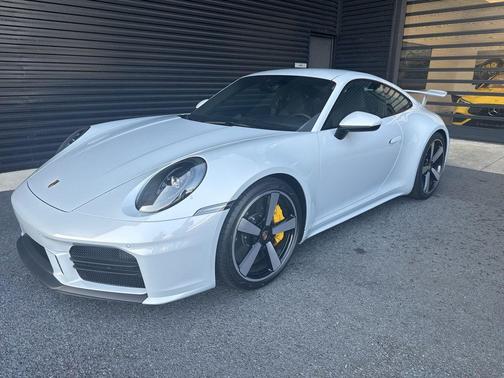 2026 Porsche 911 Carrera 4S