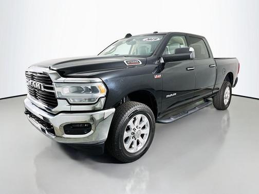 2019 RAM 2500 Big Horn Crew Cab 4x4 6'4' Box