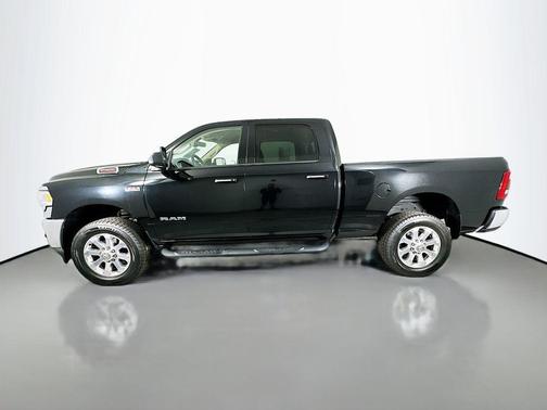 2019 RAM 2500 Big Horn Crew Cab 4x4 6'4' Box