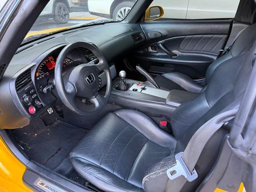 2005 Honda S2000 Base