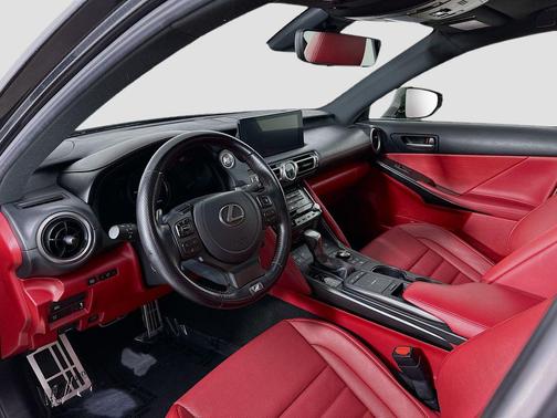 2022 Lexus IS 350 Base
