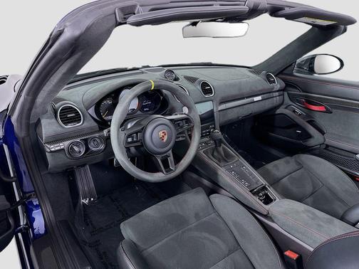 2024 Porsche 718 Spyder RS