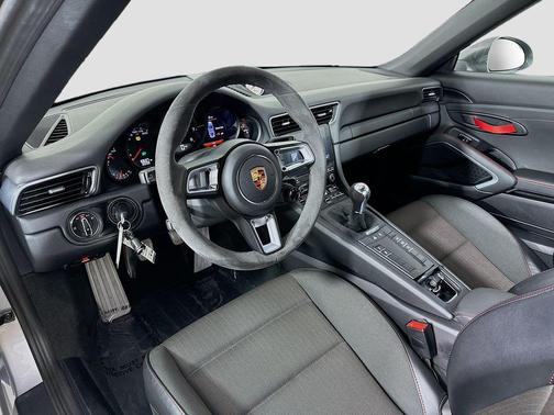 GT Silver Metallic 2018 Porsche 911 Carrera T