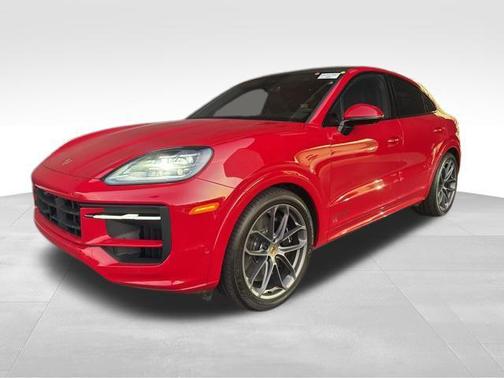 2025 Porsche Cayenne GTS