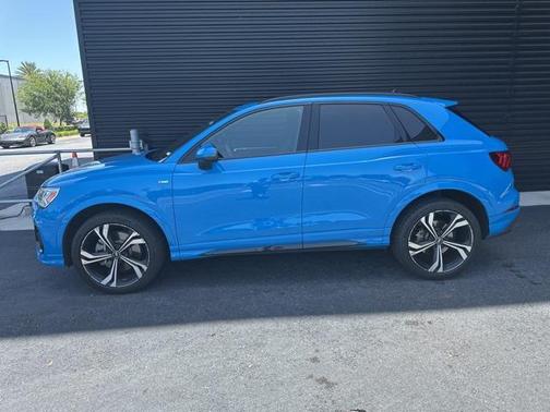 2023 Audi Q3 45 S line Premium Plus