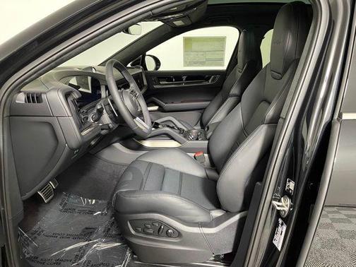 2026 Porsche Cayenne Turbo