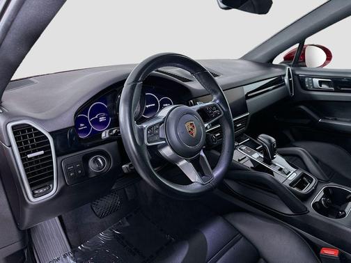 2022 Porsche Cayenne Cayenne