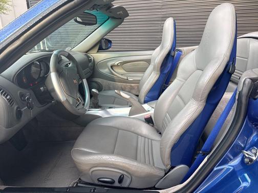 Cobalt Blue Metallic 2004 Porsche 911 Turbo