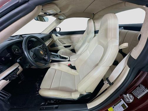 2021 Porsche 911 Targa 4S