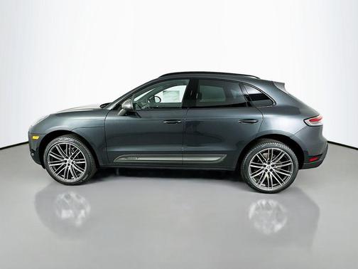 2025 Porsche Macan T