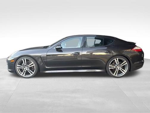 2011 Porsche Panamera 4
