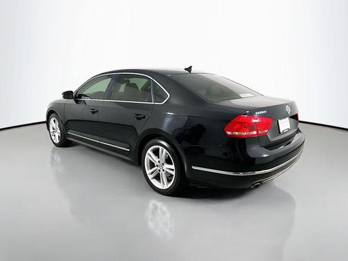 2015 Volkswagen Passat 2.0L TDI DSG SEL Premium