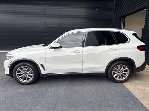 2022 BMW X5 sDrive40i