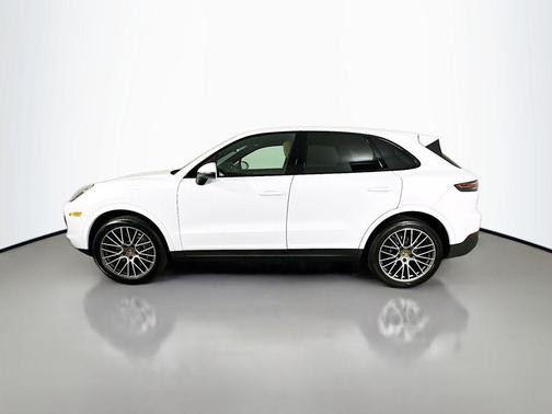 2023 Porsche Cayenne Platinum Edition