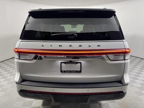 2023 Lincoln Navigator Black Label
