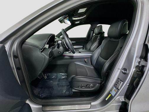 2023 Genesis GV70 2.5T AWD