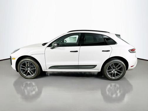 2025 Porsche Macan T