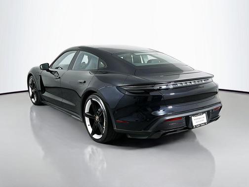 2020 Porsche Taycan Turbo S