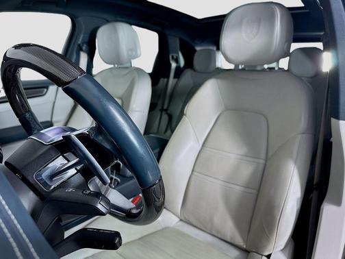 2019 Porsche Cayenne S