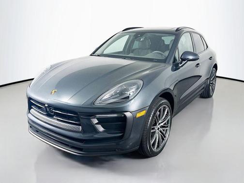 2026 Porsche Macan Macan