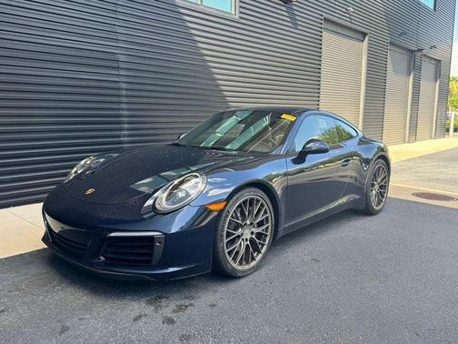 2019 Porsche 911 Carrera