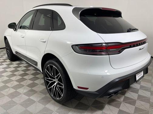 2026 Porsche Macan T