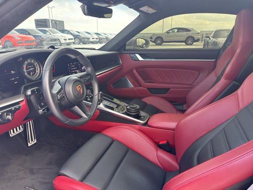 2024 Porsche 911 Turbo S