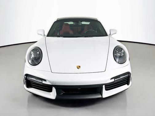 2024 Porsche 911 Turbo S