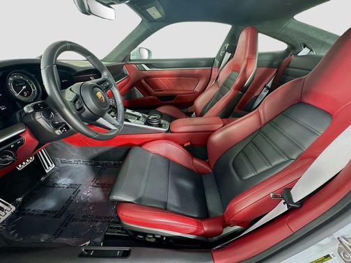 2024 Porsche 911 Turbo S