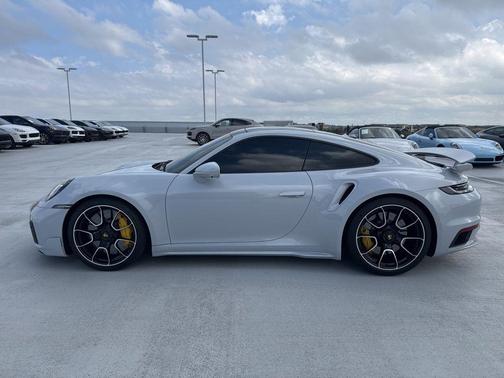 2024 Porsche 911 Turbo S