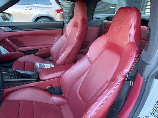 2023 Porsche 911 Targa 4 GTS