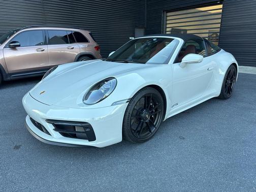 2023 Porsche 911 Targa 4 GTS