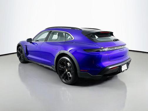2026 Porsche Taycan 4S