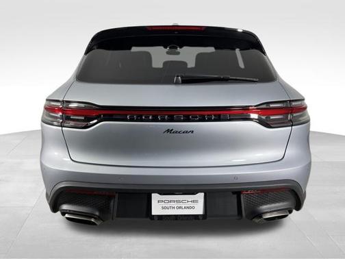 2025 Porsche Macan