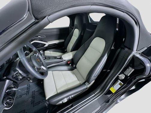 2025 Porsche 718 Boxster 