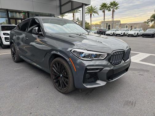 2023 BMW X6 M50i