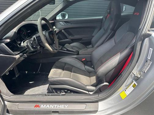 GT Silver Metallic 2023 Porsche 911 GT3