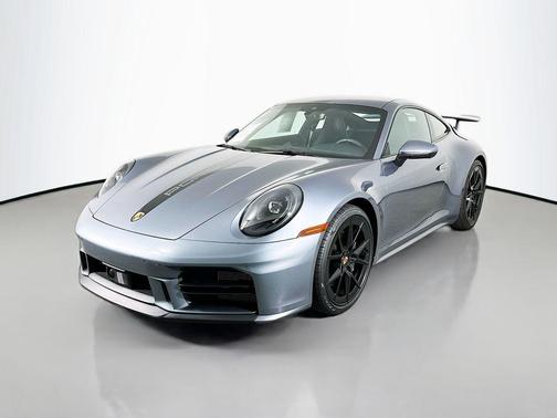 2025 Porsche 911 Carrera