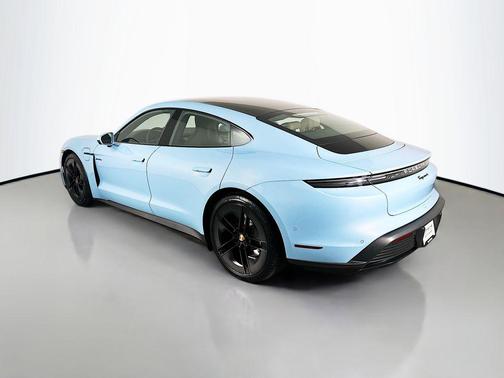 2026 Porsche Taycan 4