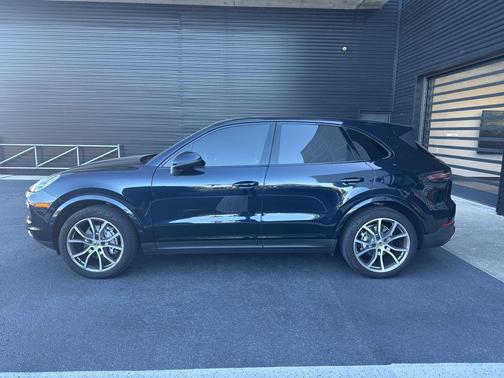 2019 Porsche Cayenne Cayenne