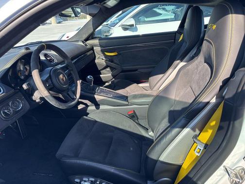 2020 Porsche 718 Cayman GT4