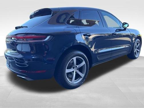 2021 Porsche Macan 