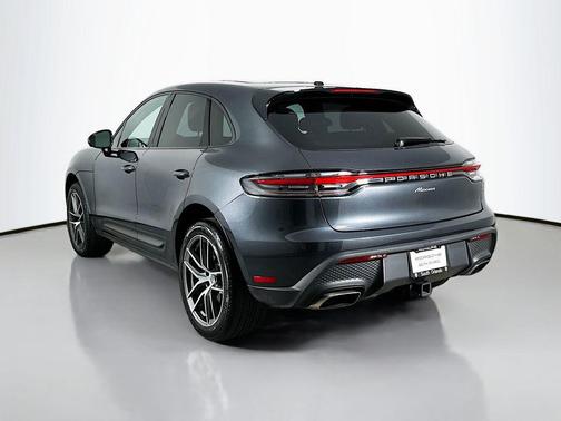 2023 Porsche Macan 
