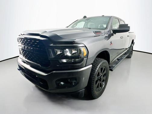 2022 RAM 2500 Big Horn Crew Cab 4x4 6'4' Box