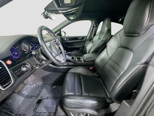 2023 Porsche Cayenne Cayenne