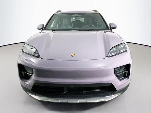 2025 Porsche Macan 4