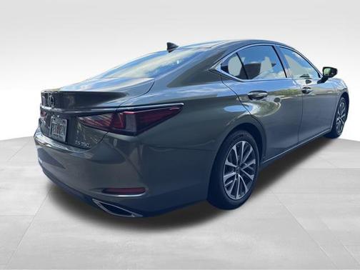 2023 Lexus ES 350 Base