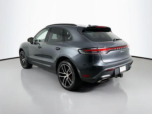 2025 Porsche Macan 