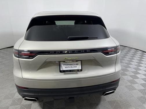 2023 Porsche Cayenne E-Hybrid S