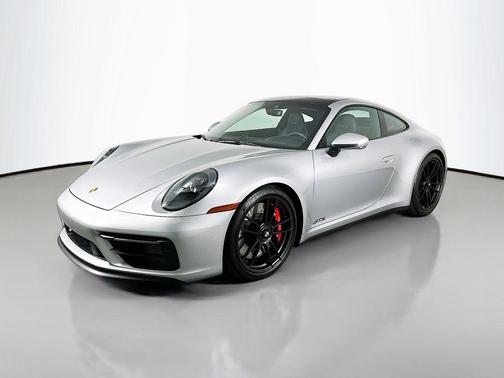 2022 Porsche 911 Carrera GTS